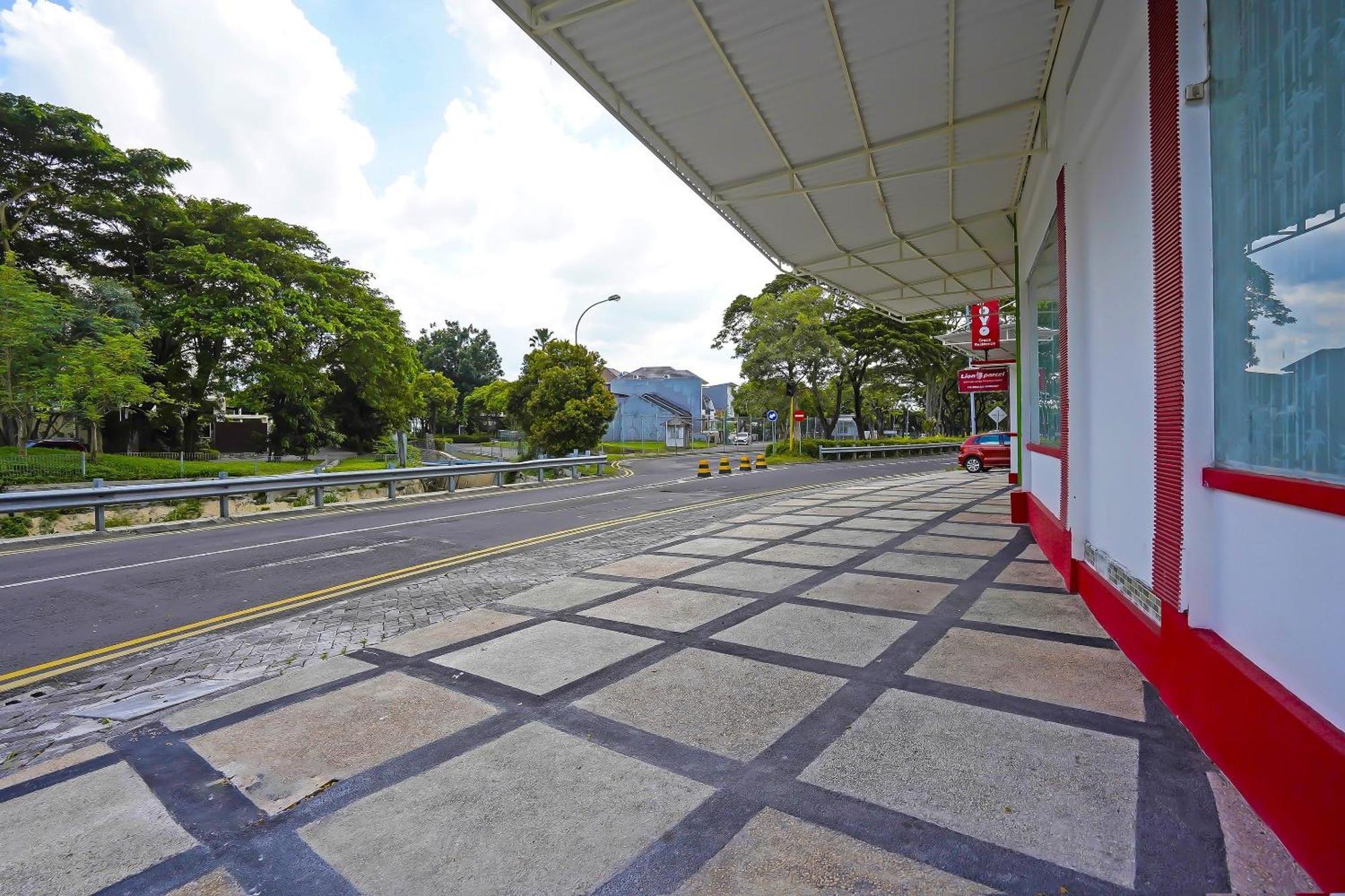 Oyo Life 511 Grace Residence Surabaya Luaran gambar